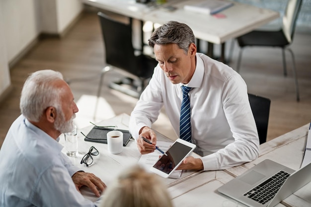 Contato Charles - Educação financeira e literacia financeira para gestão pessoal